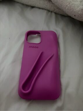 RHODE Magenta Silicone Phone Case with Built-In Grip